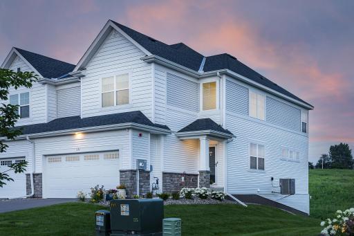 131 Huntington Drive, Waconia, MN 55387