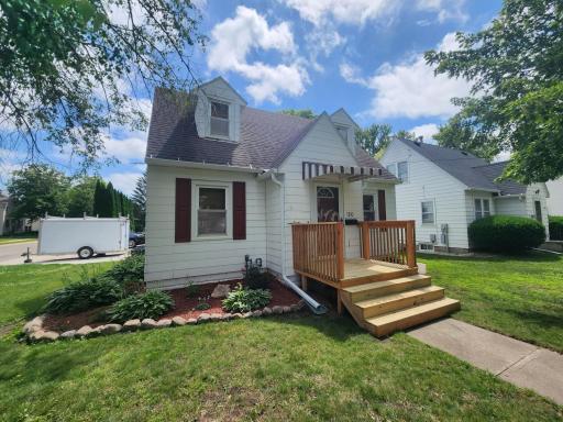1210 10th Street NW, Austin, MN 55912