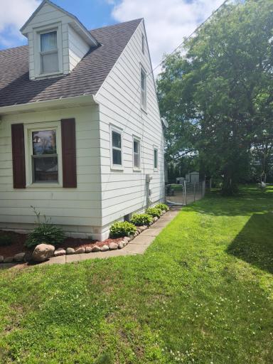 1210 10th Street NW, Austin, MN 55912