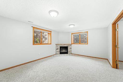 3328 Dorset Lane NW, Rochester, MN 55901