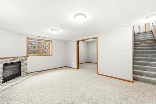 3328 Dorset Lane NW, Rochester, MN 55901