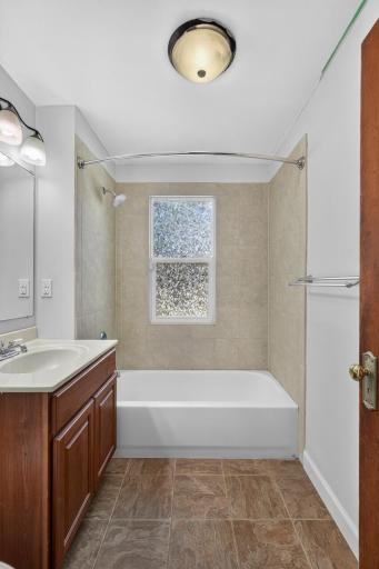 4124 Chicago Avenue, Minneapolis, MN 55407