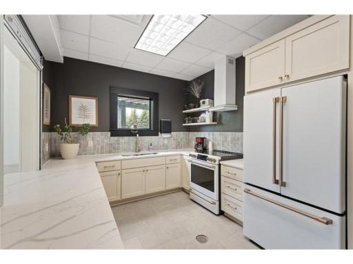 Your assoc fees include full access to the walkable and beautiful Waters Edge Community Center! pool, gym, and party room with kitchen!