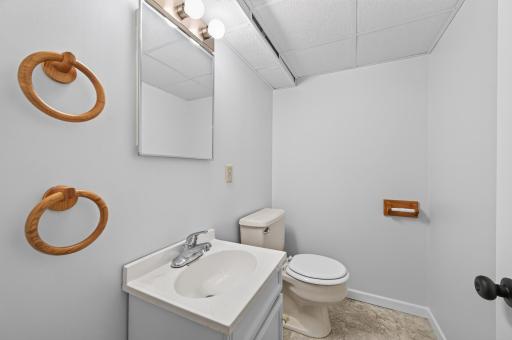 9170 Jamaca Court N, Lake Elmo, MN 55042