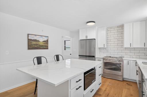 9170 Jamaca Court N, Lake Elmo, MN 55042