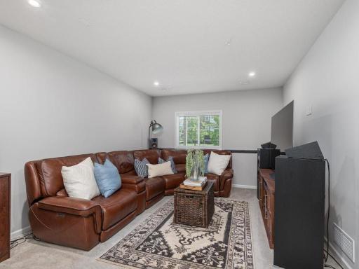 8100 Evergreen Lane N, Maple Grove, MN 55369
