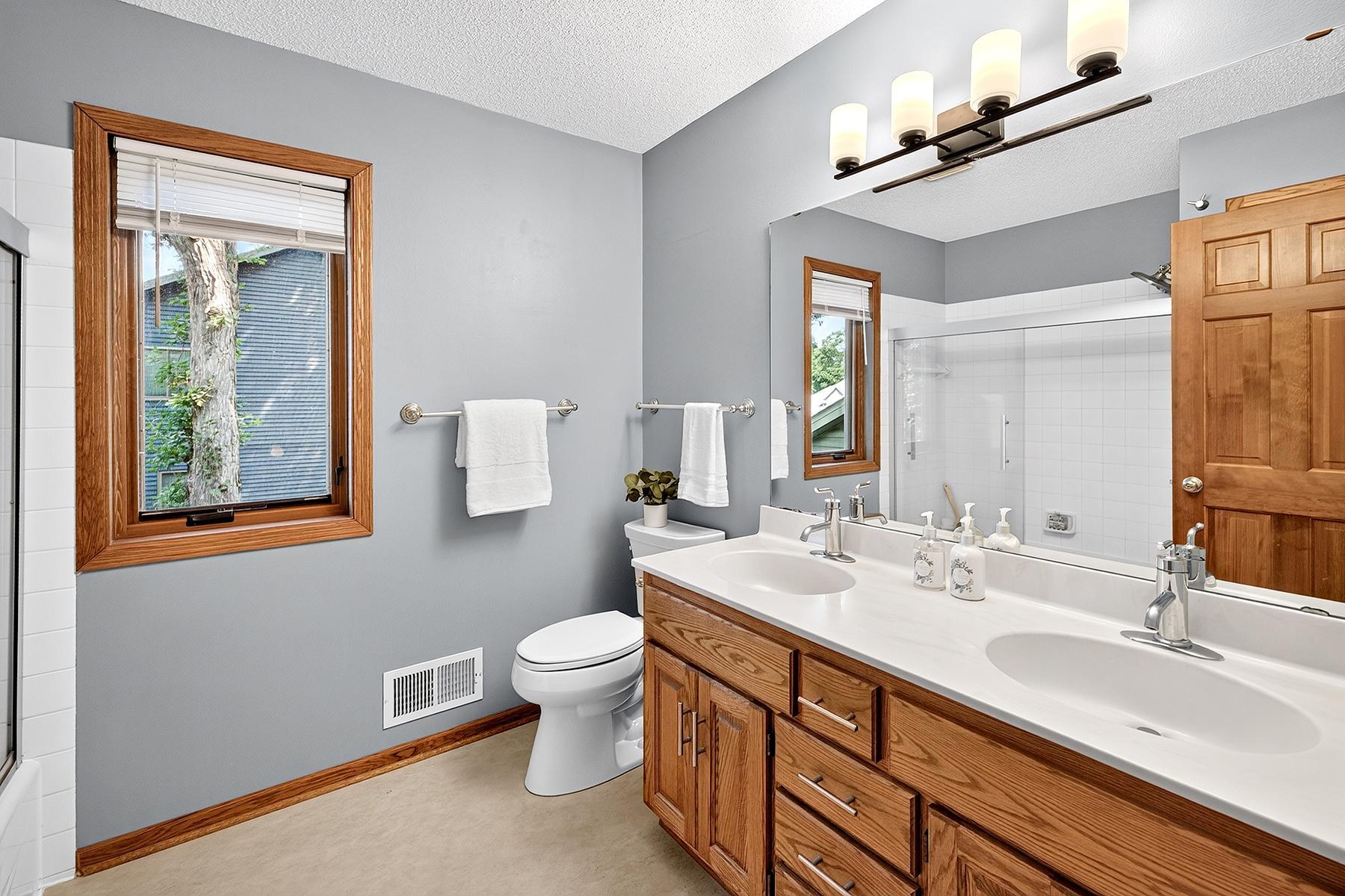 Full bathroom on second level.
