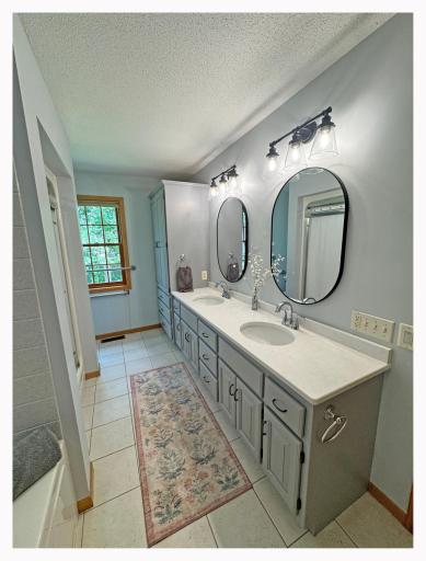 8632 White Oak Street NE, Bemidji, MN 56601