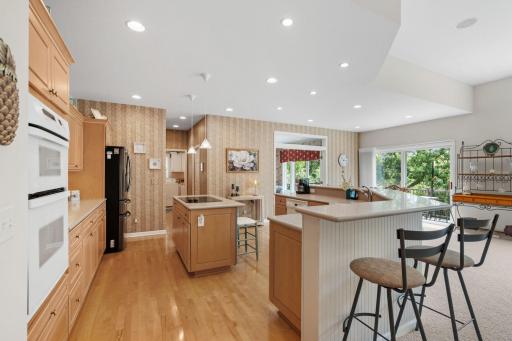 15183 Wayzata Boulevard, Wayzata, MN 55391