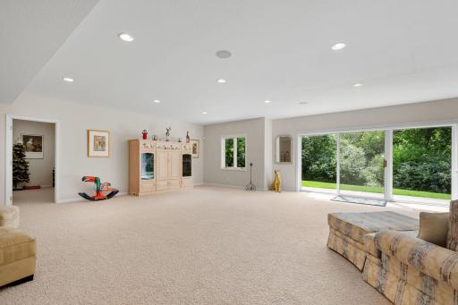 15183 Wayzata Boulevard, Wayzata, MN 55391