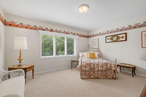 15183 Wayzata Boulevard, Wayzata, MN 55391
