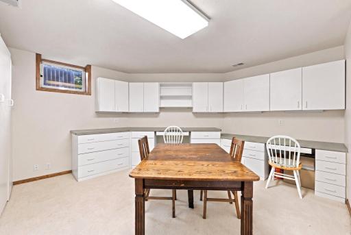 4819_137th_Street_West_Apple_Valley_MN_USA_032.jpg