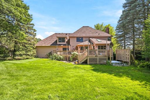 4819_137th_Street_West_Apple_Valley_MN_USA_058.jpg