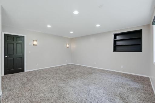 10190 Noble Court N, Brooklyn Park, MN 55443