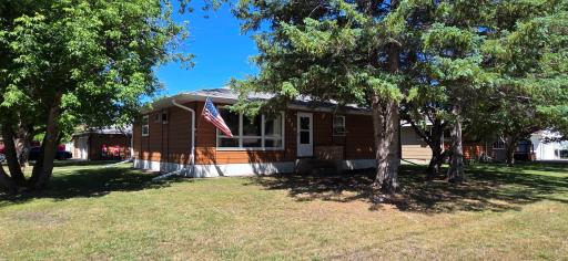 1324 8th Avenue, International Falls, MN 56649