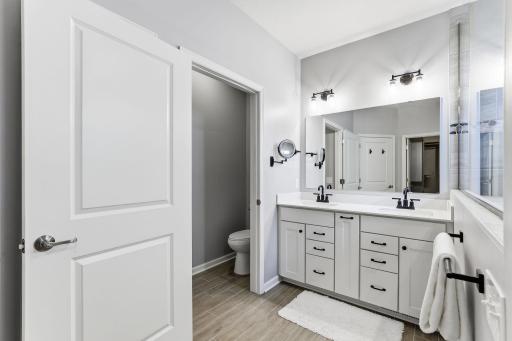 4648 Benjamin Place, Woodbury, MN 55129