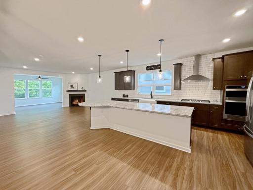 4648 Benjamin Place, Woodbury, MN 55129