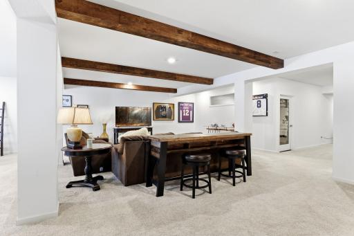 4648 Benjamin Place, Woodbury, MN 55129