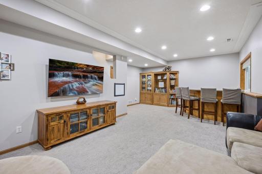 7975 Parrish Avenue NE, Elk River, MN 55330