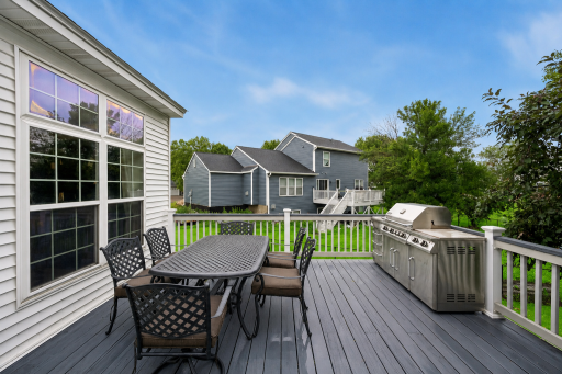 7975 Parrish Avenue NE, Elk River, MN 55330