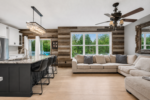 7975 Parrish Avenue NE, Elk River, MN 55330