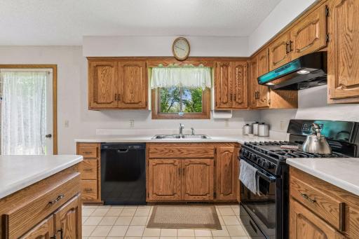 6386 255th Street, Wyoming, MN 55092