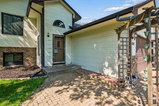 6386 255th Street, Wyoming, MN 55092