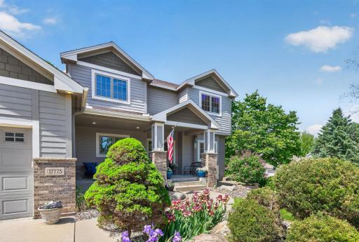 Welcome to 17773 Ketchikan Ct within the coveted Lakes of Oakvilla community