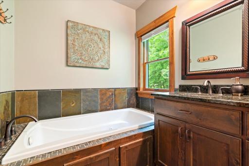 33580 Forest Knolls Road, Pequot Lakes, MN 56472