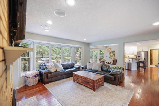 1638 Quail Ridge Circle, Saint Paul, MN 55125