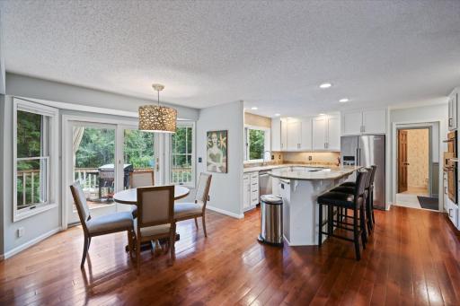 1638 Quail Ridge Circle, Saint Paul, MN 55125