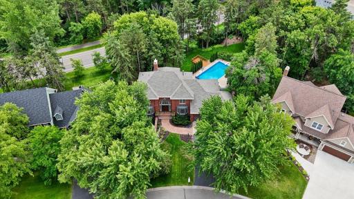 1638 Quail Ridge Circle, Saint Paul, MN 55125