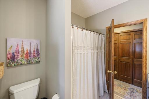 1638 Quail Ridge Circle, Saint Paul, MN 55125