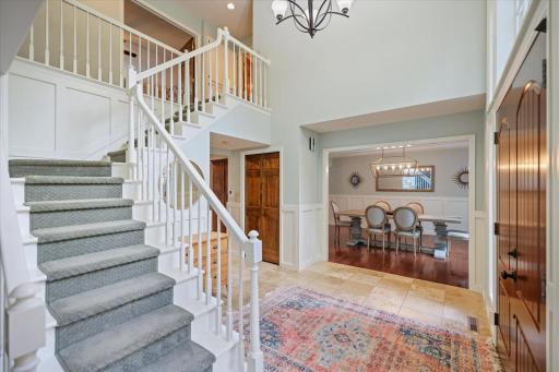 1638 Quail Ridge Circle, Saint Paul, MN 55125