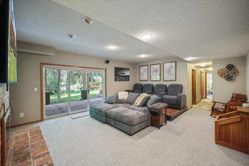 1638 Quail Ridge Circle, Saint Paul, MN 55125