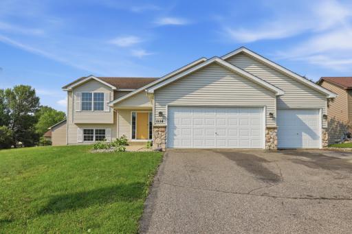 1114 Hidden Creek Boulevard, Mayer, MN 55360