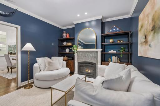 4610 France Avenue S, Edina, MN 55410