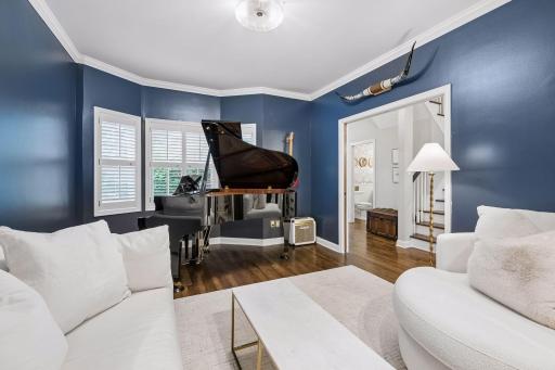 4610 France Avenue S, Edina, MN 55410