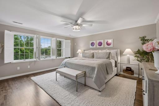 4610 France Avenue S, Edina, MN 55410