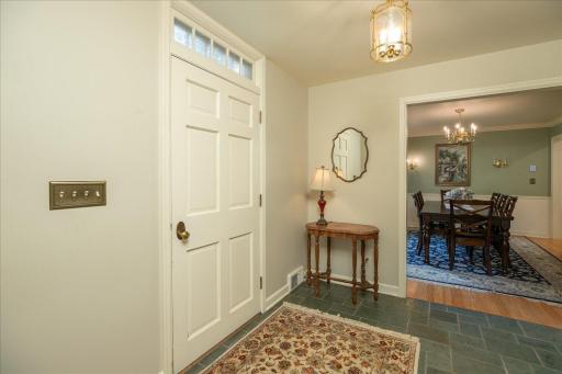 1424 Woodland Drive SW, Rochester, MN 55902