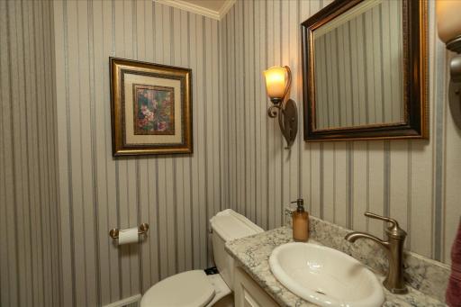 1424 Woodland Drive SW, Rochester, MN 55902