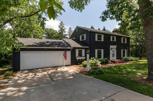 1424 Woodland Drive SW, Rochester, MN 55902