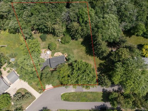1424 Woodland Drive SW, Rochester, MN 55902