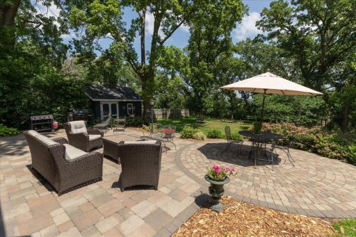 1424 Woodland Drive SW, Rochester, MN 55902