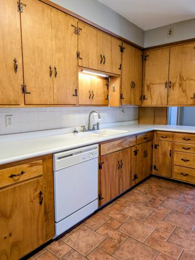 722 1st Avenue SE, Long Prairie, MN 56347