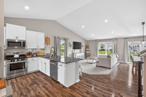 11881 132nd Avenue N, Dayton, MN 55327
