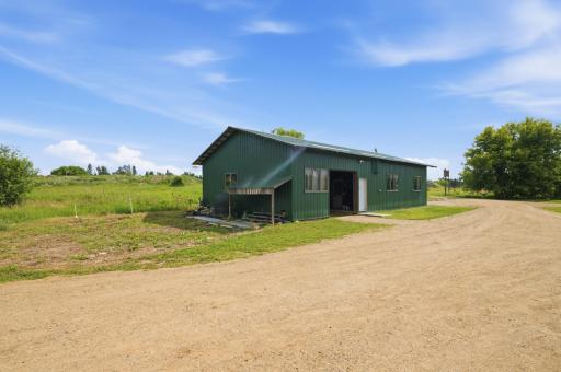 402 Barclay Avenue W, Pine River, MN 56474