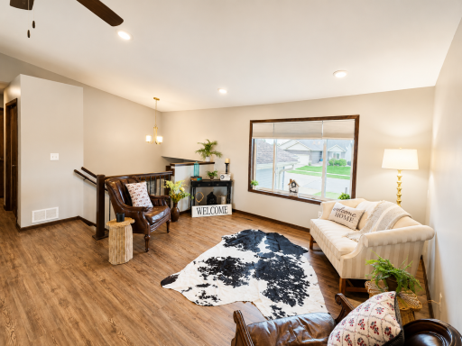 906 7th Avenue, Wanamingo, MN 55983