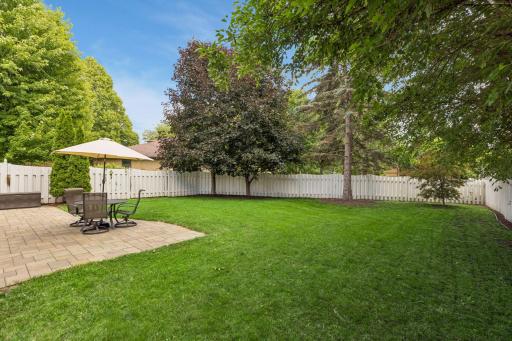 10028 Park Circle, Bloomington, MN 55420