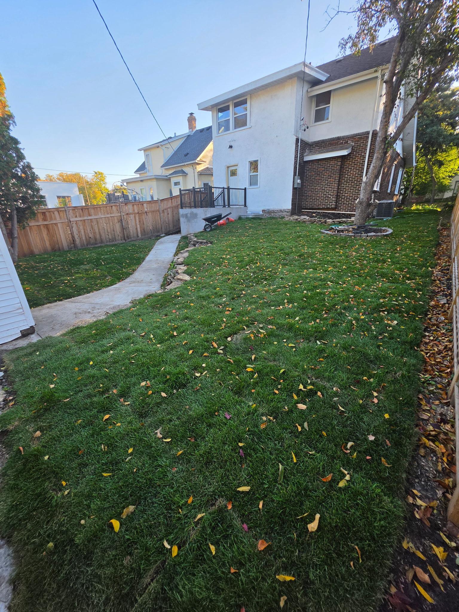 The spacious backyard offers endless possibilities to design the outdoor retreat you've always envisioned. Whether it's a patio, fire pit, garden, play area, or space for entertaining, there's plenty of room to make it your own.